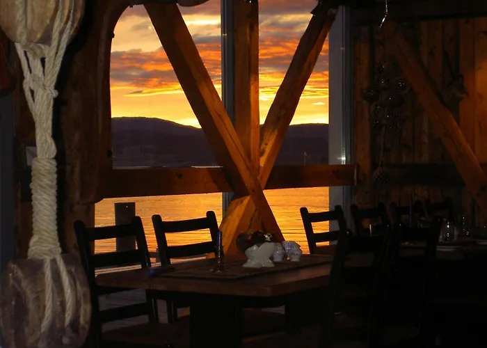 Sandtorgholmen - Western Signature Collection