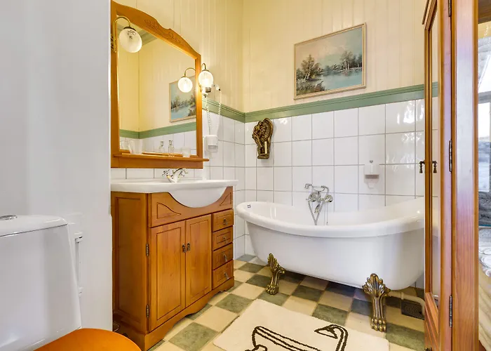 Sandtorgholmen - Western Signature Collection