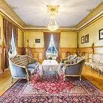 Sandtorgholmen - Western Signature Collection