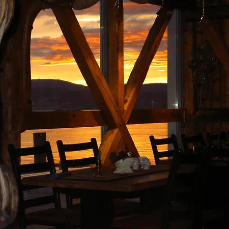 Sandtorgholmen - Western Signature Collection